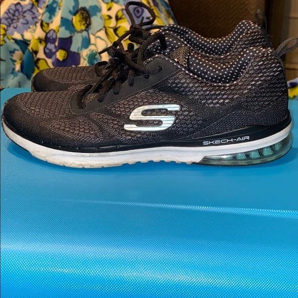 Women’s sketchers tennis shoes size 10 - Picture 4 of 8